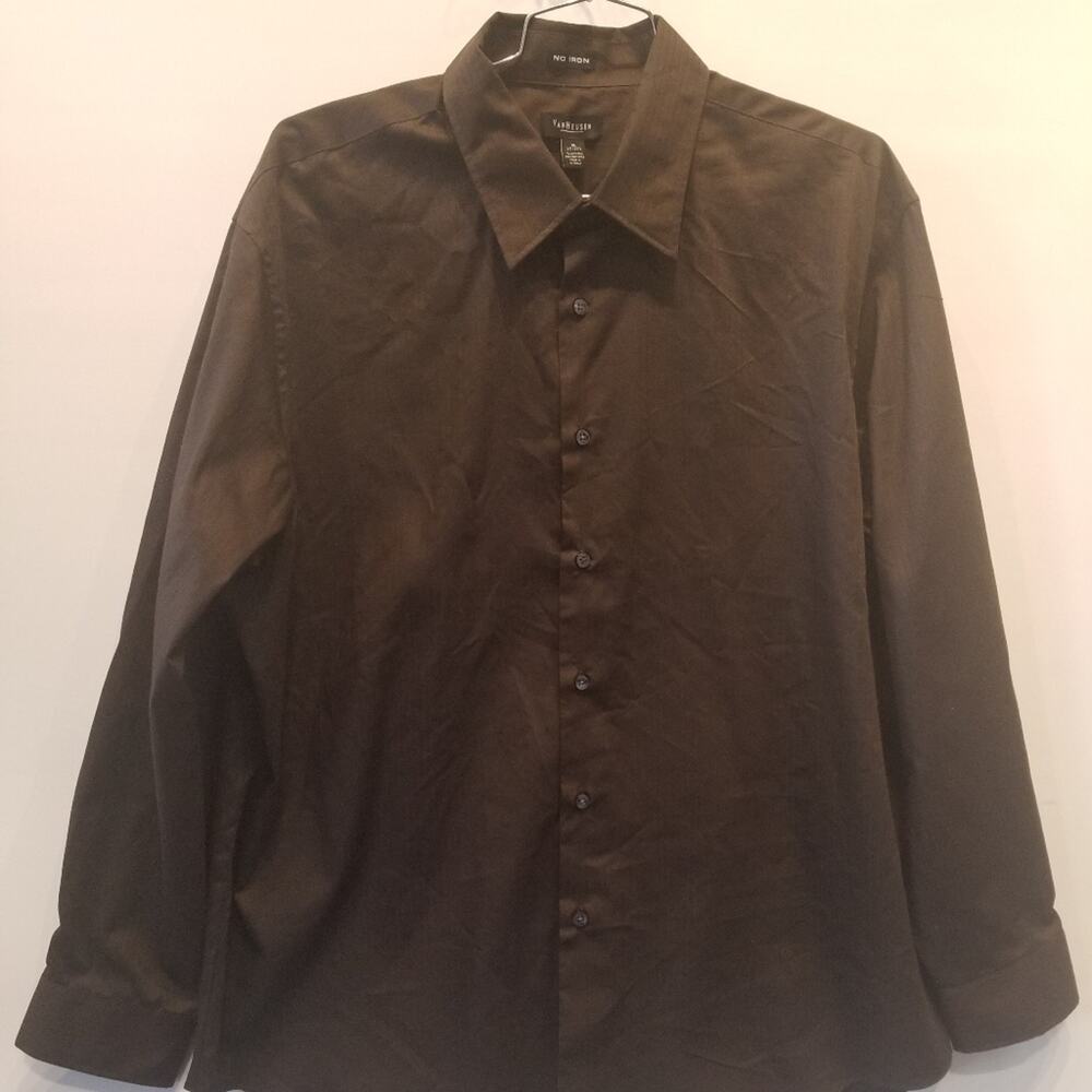 Van Heusen Brown Button‎ Down Men's Dress Shirt - Picture 2 of 7